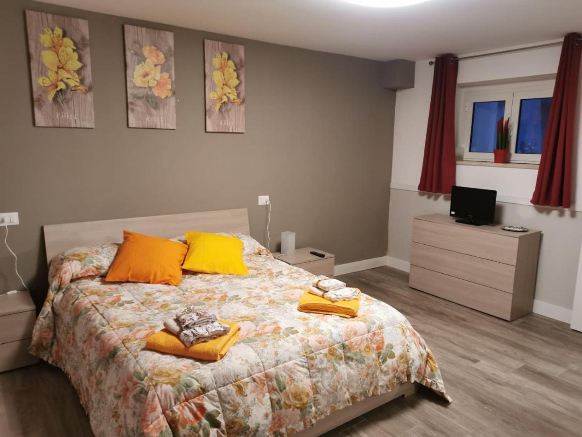 La Casa Di Domitilla ラクイラ エクステリア 写真